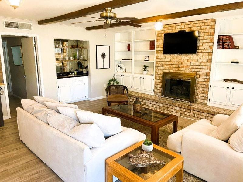 ZEN SPACIOUS GUEST SUITE w FIREPLACE, GARAGE, PATIO for Rent