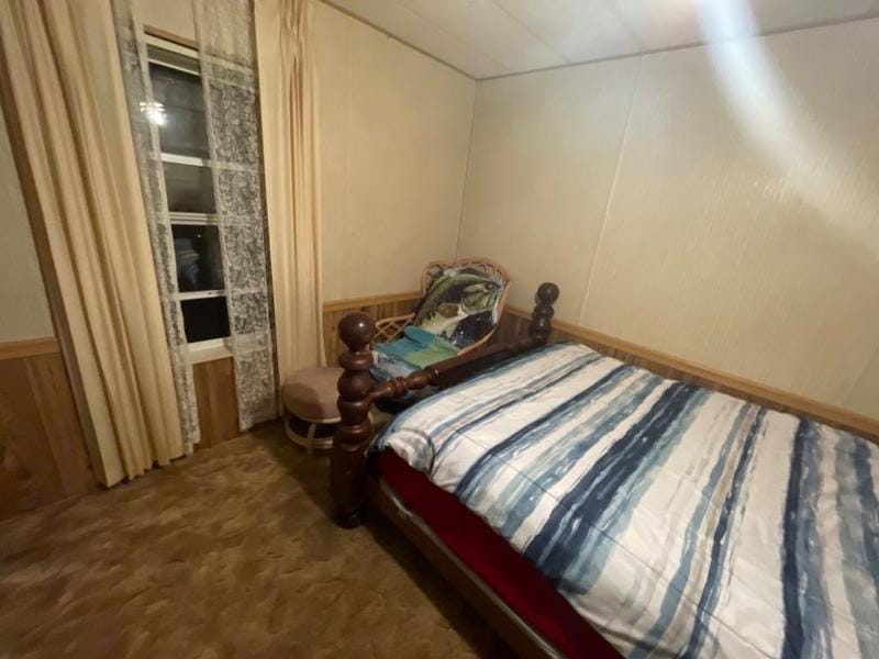 Furnished room with private bathroom for rent