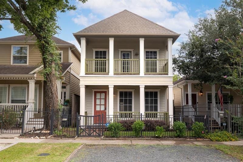 821 W 26th Street Houston Texas 77008 for Rent