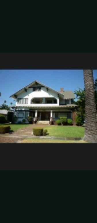 Private room & kitchen for rent