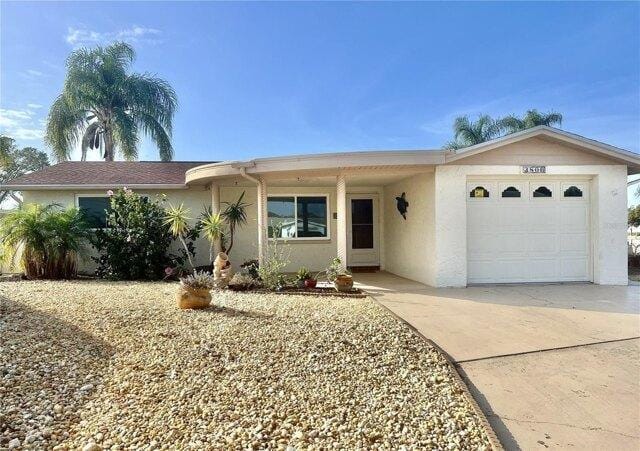 2 Bedroom 2 Bath In Holiday FL 34691 for Rent