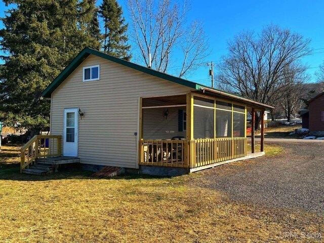 2 Bedroom 1 Bath In Rockland MI 49960 for Rent