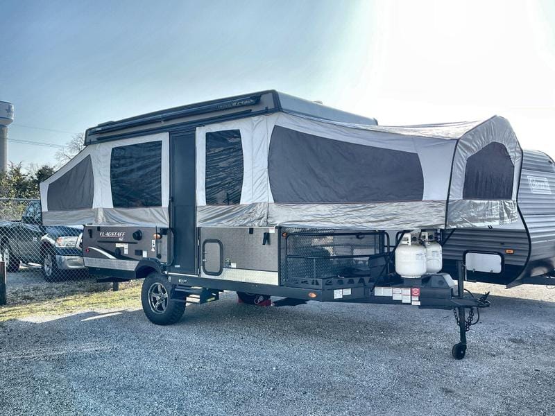 2021 Forest River Flagstaff SPORTS ENTHUSIAST 228BHSE for Sale