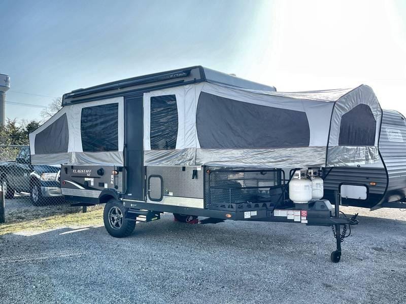 2021 Forest River Flagstaff SPORTS ENTHUSIAST 228BHSE 23ft for Sale