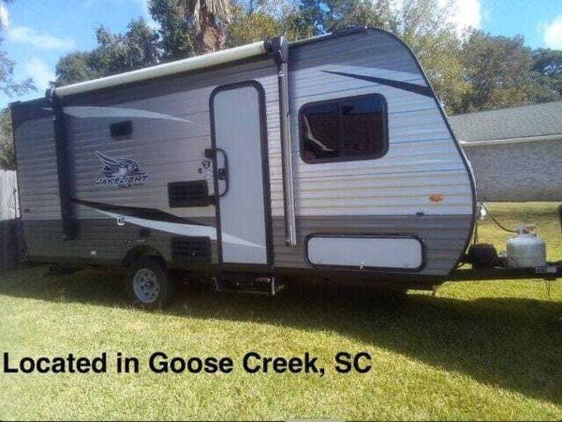 Privately owned 2021 Jayco Jay Flight SLX 7 184BS for Sale