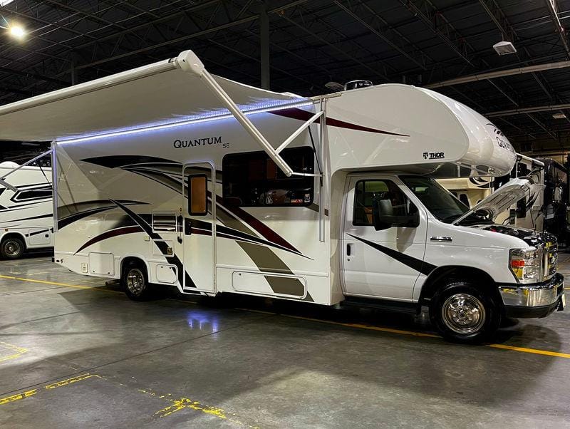 2020 Thor Motor Coach Quantum SE SE27 29ft for Sale