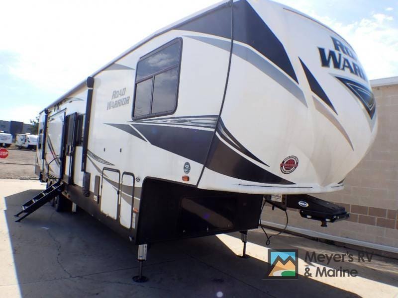 2020 Heartland Road Warrior 4275 42ft for Sale