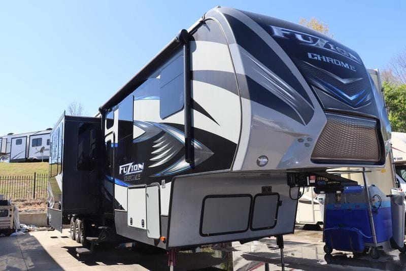 2016 Keystone M-422 for Sale