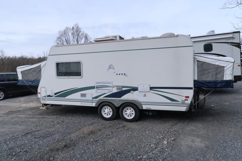 2004 Forest River Surveyor 190T for Sale