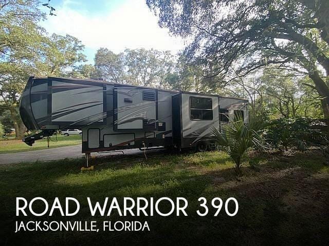 Heartland Road Warrior 390 Fifth Wheel 2015 for Sale