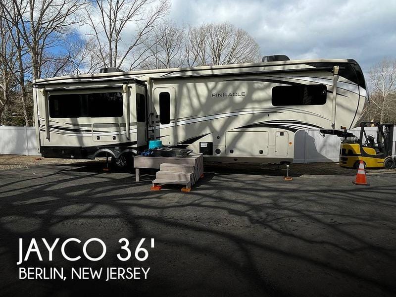 Jayco Jayco Pinnacle 36 SSWS Fifth Wheel 2021 for Sale
