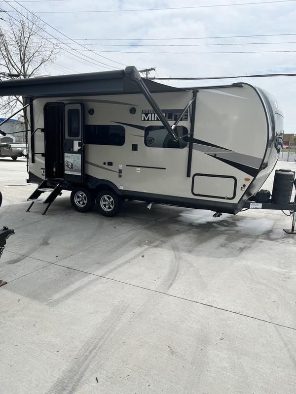 2024 Forest River Rockwood Mini Lite 2109S for Sale