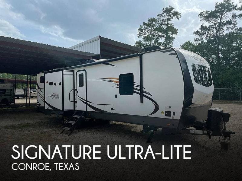2020 Rockwood Signature Ultra-Lite 8327SB for Sale