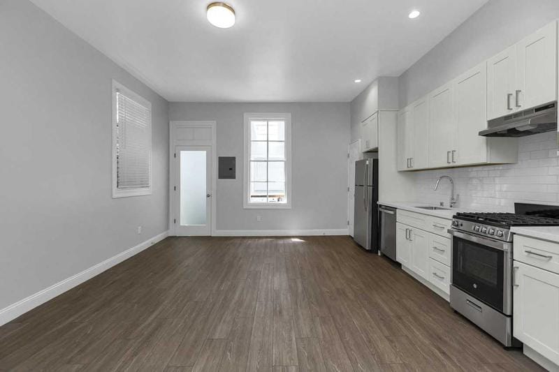 564A  570 Grove for Sale