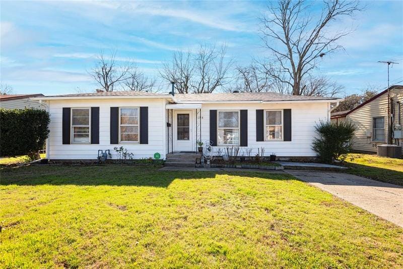 1718 Brake Dr, Carrollton, TX 75006 for Sale