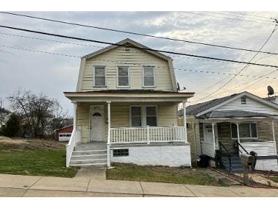 13th St for Sale