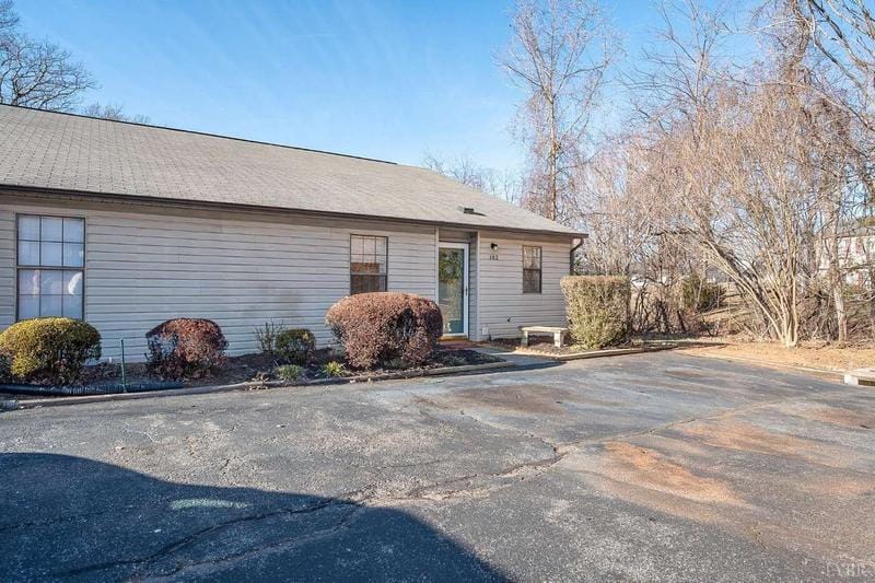 102 Pinto Court, Bedford, VA 24523  623689047 for Sale