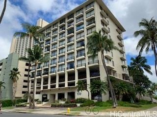 440 Seaside Avenue 406, Honolulu HI 96815 for Sale