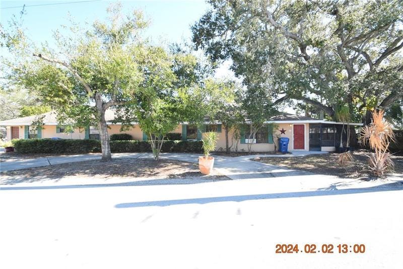 401 1st Avenue Northeast, Largo, FL 33770 for Rent