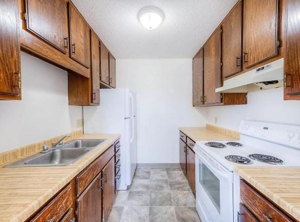 18 Schmitz St unit 3 - Adams, MN 55909 - Home For Rent