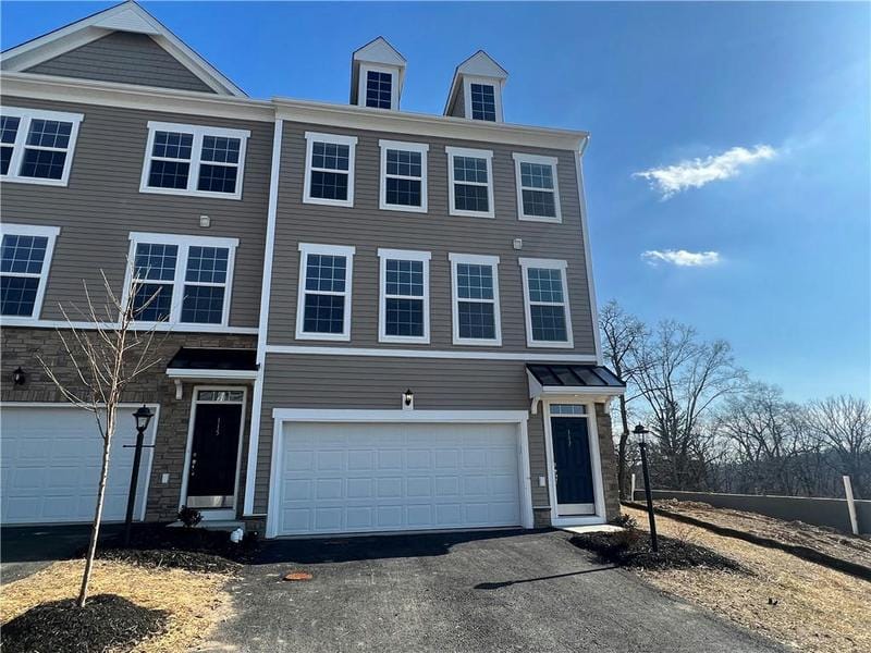 117 SWEETWATER DR, Coraopolis, PA 15108 Townhouse For Sale  MLS# 1636279 for Rent