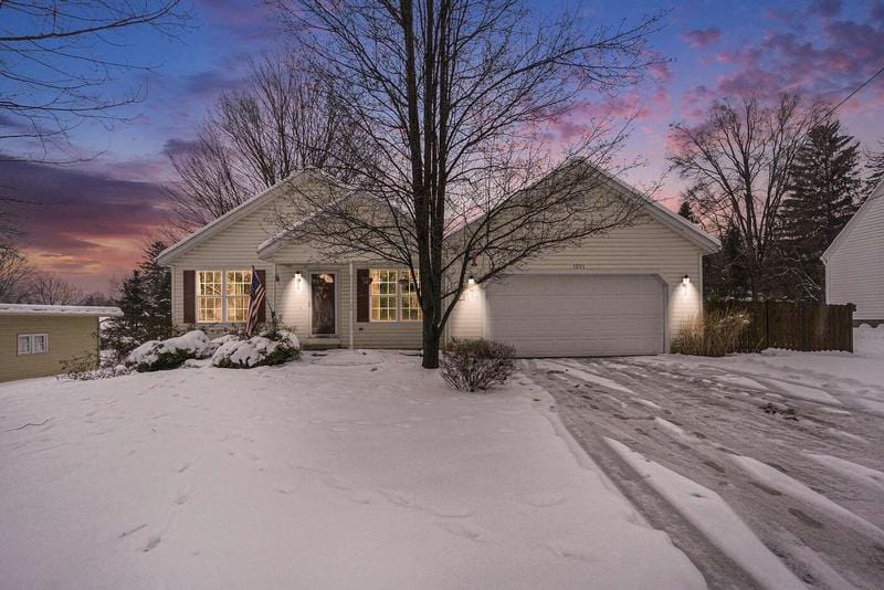 1501 Friendly Avenue, Portage, MI 49002  621001517 for Sale
