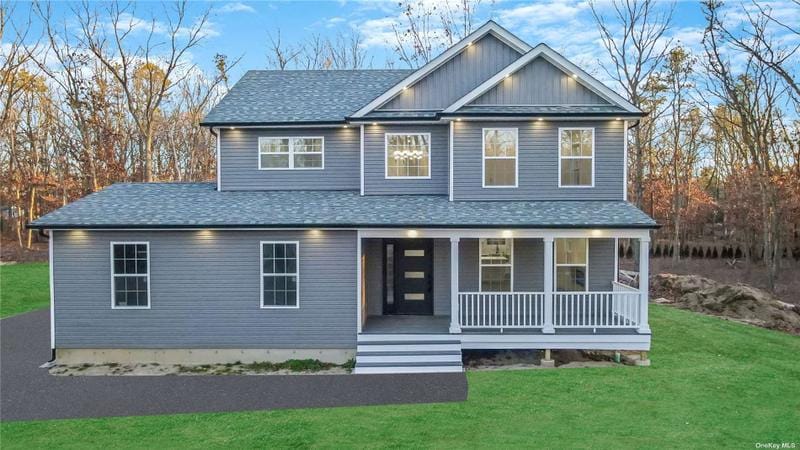636 Middle Country Road, Ridge, NY 11961 for Sale