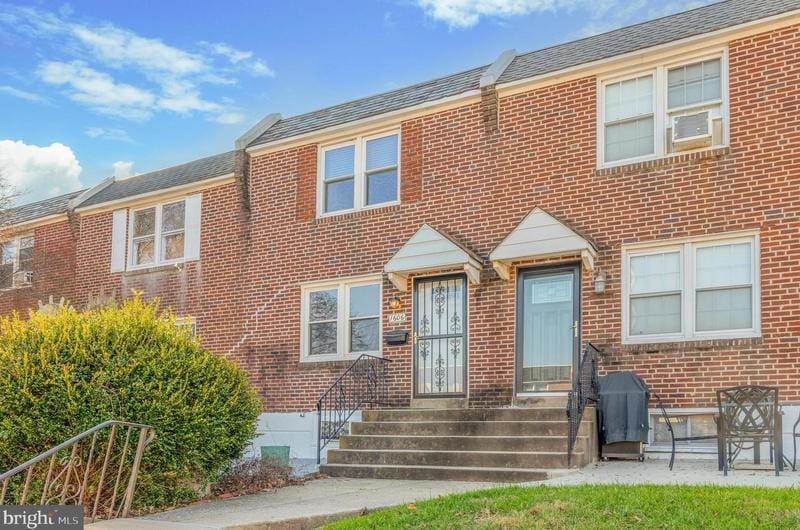 1606 Ashurst Rd, Philadelphia, PA 19151 - MLS PAPH2315434 for Sale