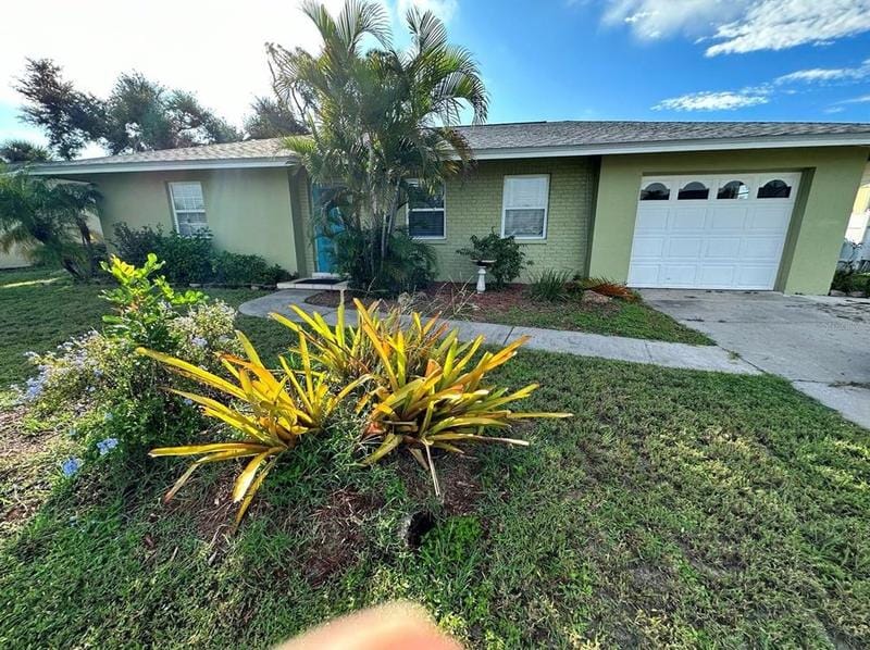 749 Hartford Dr NW, Port Charlotte, FL 33952 - MLS C7481418 for Rent