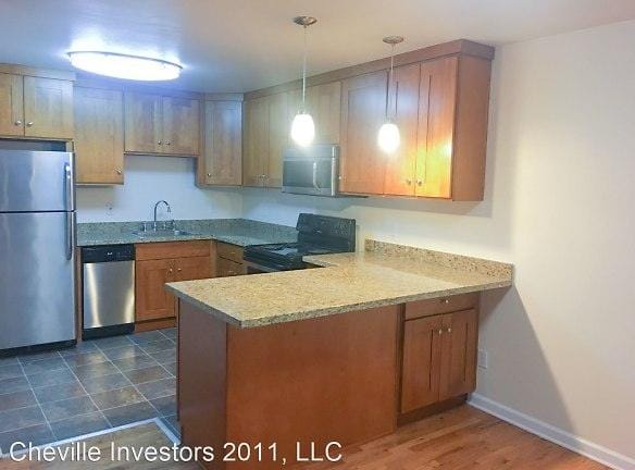 1300 E Denny Way - Seattle, WA 98122 - Home For Rent