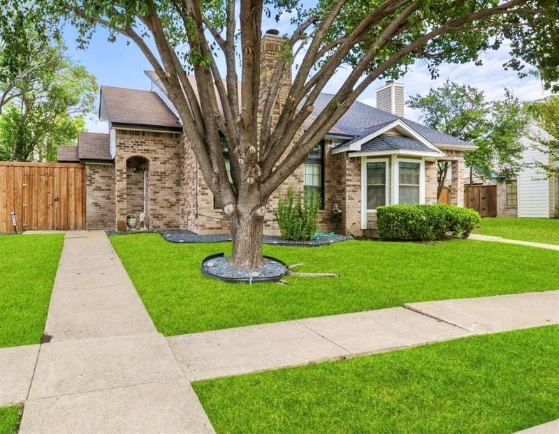 815 Binbrook Drive, Mesquite, TX 75149 for Sale