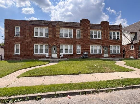 14731 Woodmont Ave unit 5 - Detroit, MI 48227 - Home For Rent
