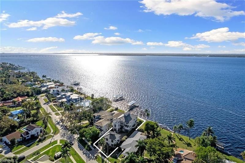 Fort Myers, Lee County, FL Lakefront Property, Waterfront Property, House for sale Property ID: 418678468