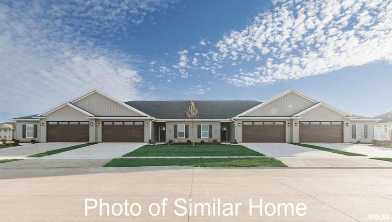 451 N 3RD Avenue, Eldridge, IA 52748  612118633 for Sale