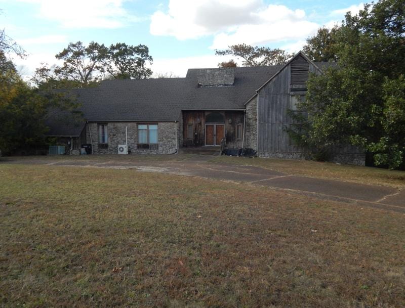 303 East Park Avenue, Collinwood, TN 38450 for Sale
