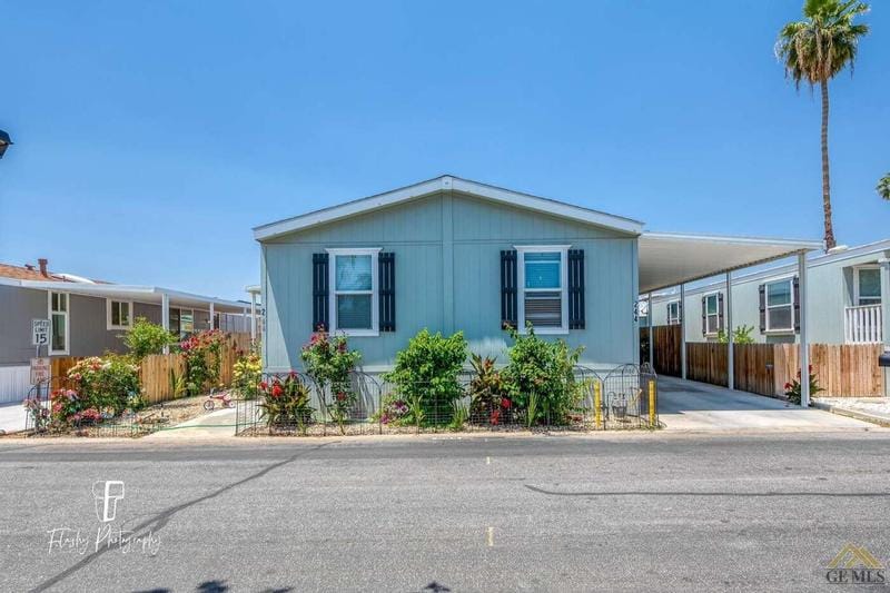 244 Mary Kay Lane, Bakersfield, CA 93308  624515041 for Sale