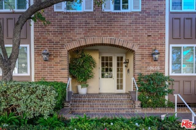 10668 Eastborne 304, Los Angeles CA 90024 for Sale
