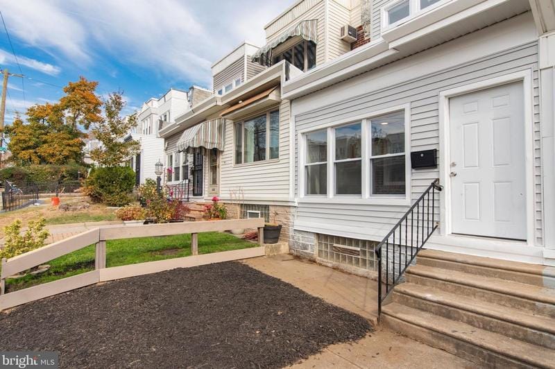 1709 59th St, Philadelphia, PA 19151 - MLS PAPH2273964 for Sale