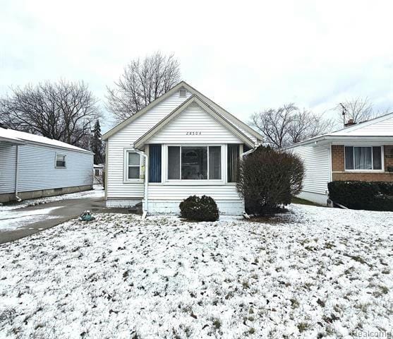28504 BEECHWOOD ST, Garden City, MI 48135 Single Family Residence For Sale  MLS# 20240009442
