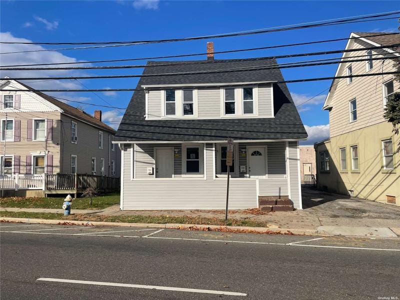 105 Front Street, Unit 1, Hempstead, NY 11550 for Rent