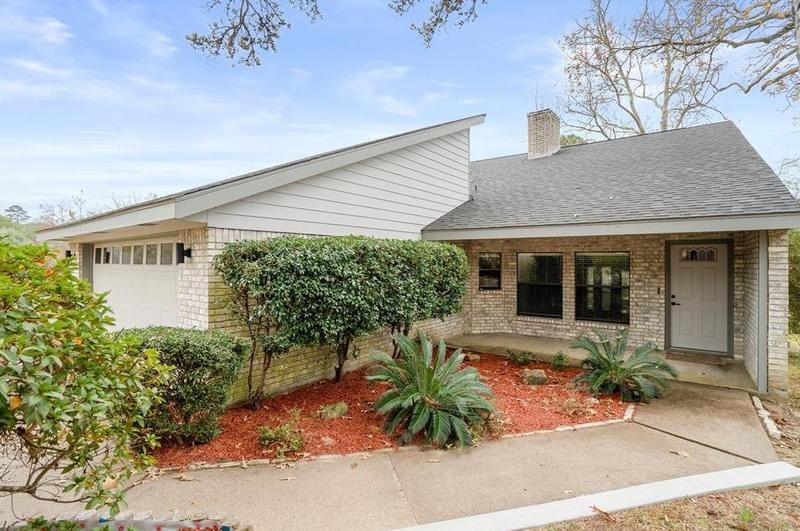 33 Pebble Beach Ln, Huntsville, TX 77340 - MLS 4261396 for Sale