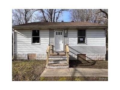 Sycamore Ave for Sale