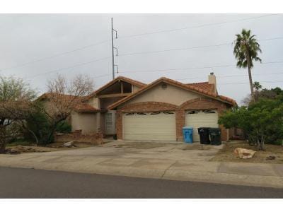 N 8th St for Sale
