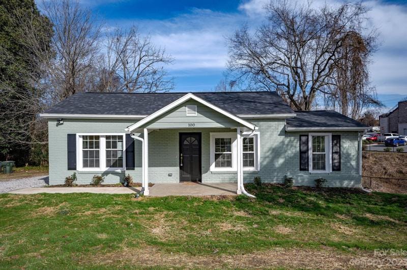 100 Jefferson St, York, SC 29745 - MLS 4101407 for Sale