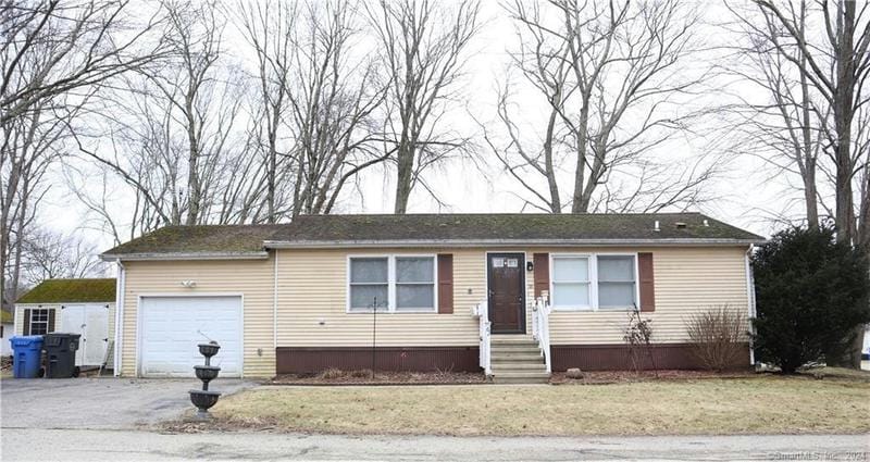 61 CONNECTICUT DR, Plainfield, CT 06374 Single Family Residence For Sale  MLS# 170621843