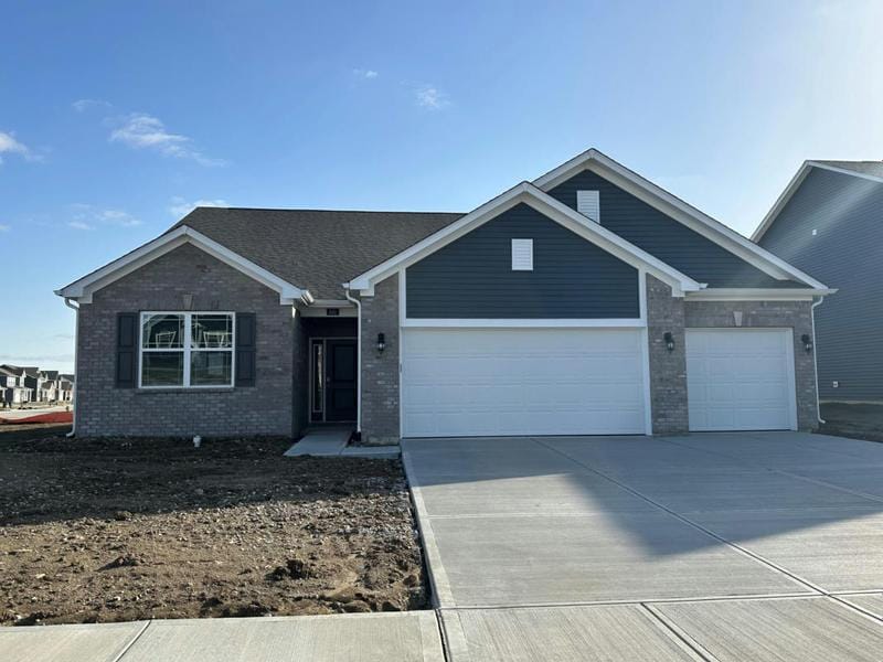 801 MILBRODT DR, Whiteland, IN 46184 Single Family Residence For Sale  MLS# 21963986