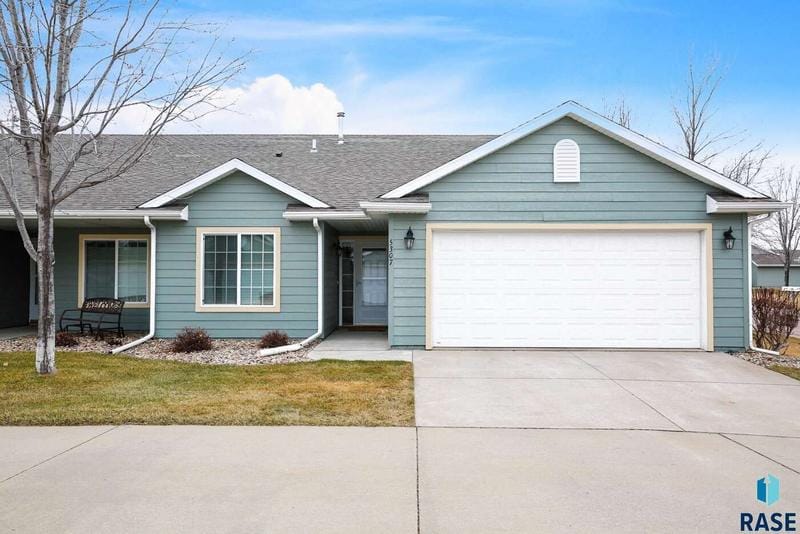 5307 W Sourwood Pl, Sioux Falls, SD 57107  624535373 for Sale