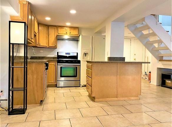 12 Follen St unit P-1 - Boston, MA 02116 - Home For Rent