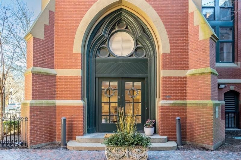 2 Clarendon #101, Boston, MA 02116 - MLS 73202343 for Sale