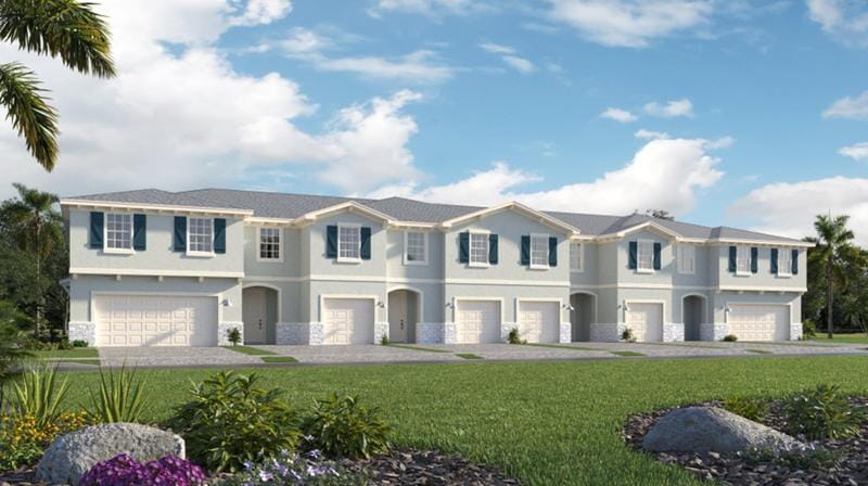 4161 Lagoon Shore Drive, Unit 18, Lake Worth, FL 33467 for Sale